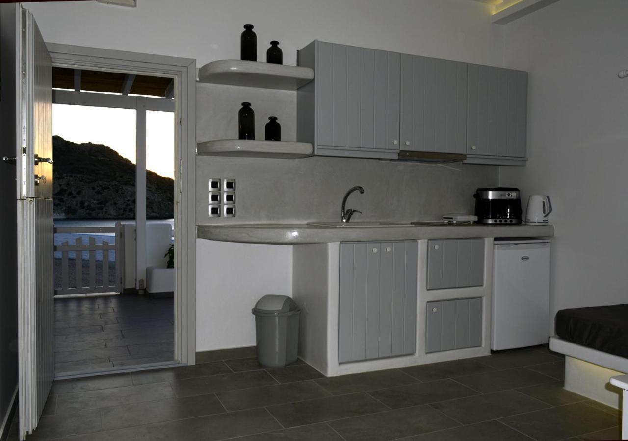 Seashell Mandrakia Sea View Villa Exterior foto